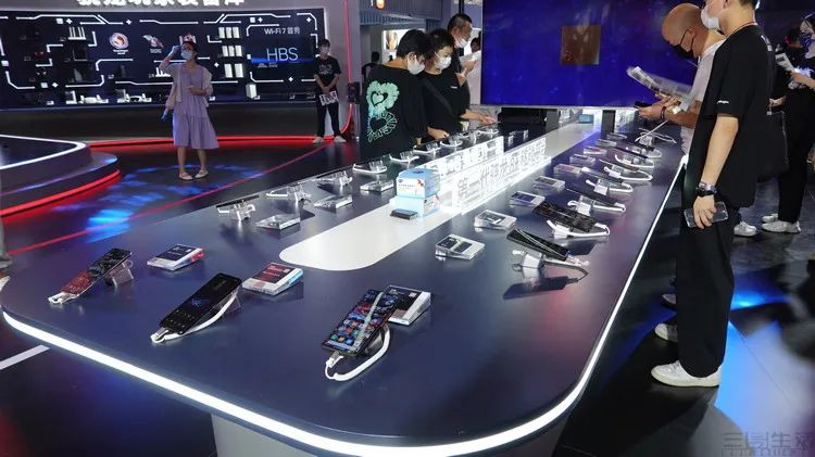 手機(jī)、汽車、游戲等廠商齊聚成都驍龍嘉年華 前沿科技全曝光