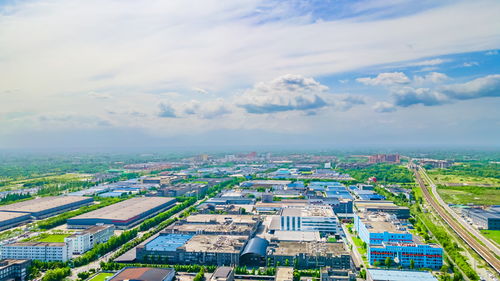 成都郫都 聚焦 三大驅(qū)動 以 新質(zhì) 促 高質(zhì)