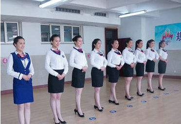 國內(nèi)航空公司面試注意事項之東航、海航禮儀服務(wù)詳解